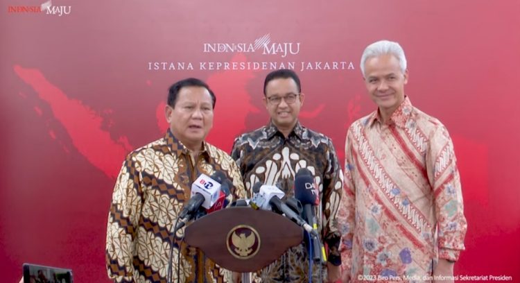 Tiga Bacapres