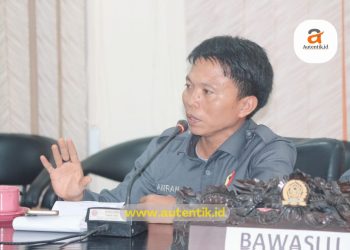 Anggota Bawaslu Kabupaten Pohuwato, Amran Hulubangga. (aset : humas)
