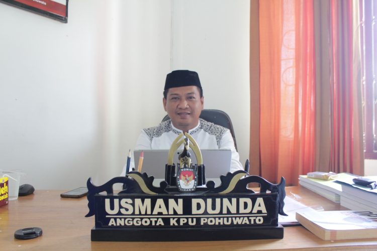 Komisioner KPU Pohuwato