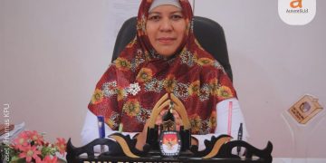 Komisioner KPU Pohuwato, Dian R.S Pakaya