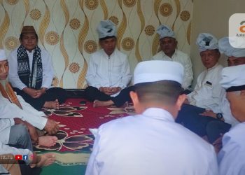 Prosesi adat pemakaman Anggota DPRD Kabupaten Pohuwato, Yunus Abdullah Usman.