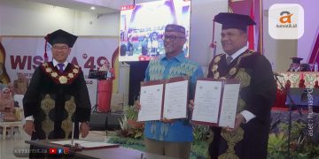 Penandatanganan MoU Pani Gold Project bersama Rektor Universitas Negeri Gorontalo, Rabu (21/2/2024).