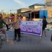 Kapolres Pohuwato bersama para pewarta Pohuwato saat membagikan takjil, Senin (25/3/2024)