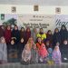 Pani Gold Project (proyek emas pani) saat menyerahkan sejumlah bantuan untuk anak yatim.