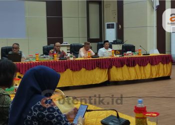 Audiens Satgas Korsupgah KPK RI bersama DPRD Kabupaten Pohuwato, Kamis (25/4/2024).