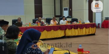 Audiens Satgas Korsupgah KPK RI bersama DPRD Kabupaten Pohuwato, Kamis (25/4/2024).