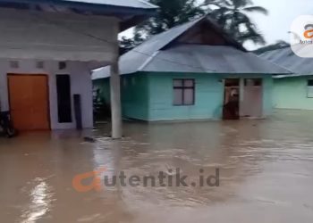 Potret rumah warga yang terendam banjir Taluditi, Senin (22/4/2024).