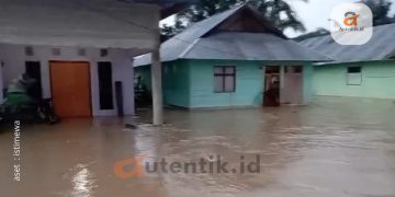 Potret rumah warga yang terendam banjir Taluditi, Senin (22/4/2024).