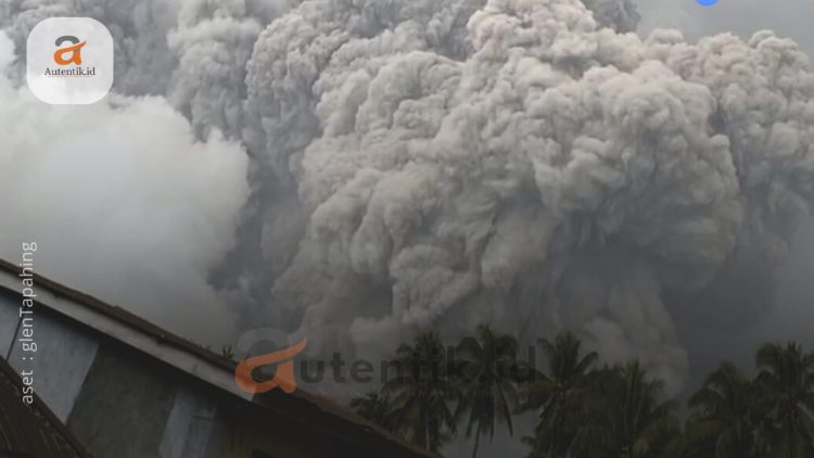 Gunung Ruang Erupsi