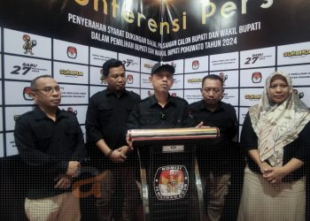 Konferensi pers KPU Kabupaten Pohuwato, Senin (13/5/2024).