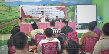 KPU Kabupaten Gorontalo saat mensosialisasikan tahapan Pilkada serentak di Kecamatan Asparaga, Kamis (6/6/2024).