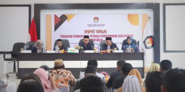 Rapat kerja KPU Pohuwato dengan agenda persiapan pembentukan petugas Pantarlih, Selasa (11/6/2024).