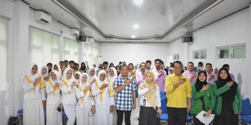 KPU Kabupaten Pohuwato saat melaksanakan sosialisasi tahapan Pilkada kepada pemilih pemula, Kamis (13/6/2024).