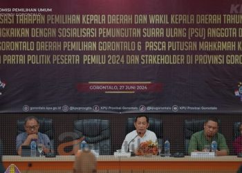 KPU Provinsi Gorontalo menggelar sosialisasi tahapan Pilkada dan PSU dapil Gorontalo 6, Kamis (27/6/2024)