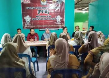 Monitoring dan evaluasi kesiapan sekretariat PPK-PPS oleh KPU Kabupaten Bone Bolango.