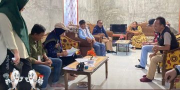 KPU Kabupaten Gorontalo saat melakukan monitoring pelaksanaan Coklit di sejumlah kecamatan, Sabtu (29/6/2024).