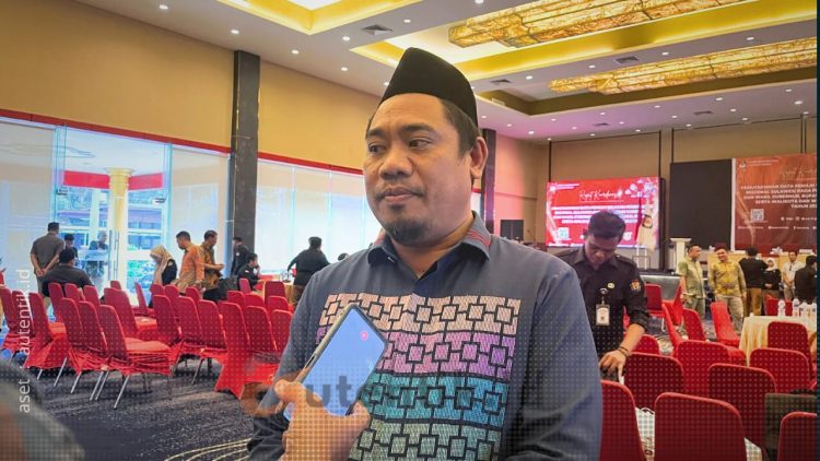 Plt. Ketua KPU Provinsi Gorontalo, Risan Pakaya.