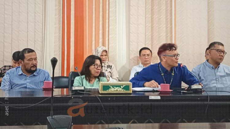 Managemen PGP saat turut hadir dalam Rapat Dengar Pendapat (RDP) DPRD Kabupaten Pohuwato.