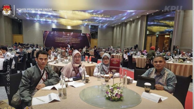 KPU Provinsi Gorontalo saat menghadiri rapat koordinasi persiapan pembentukan badan ad hoc, Rabu (5/6/2024).