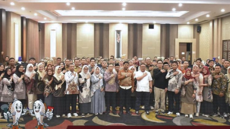 Rapat penguatan kelembagaan jajaran KPU Kabupaten Gorontalo dihadiri Anggota KPU RI, Idham Holik, Sabtu (22/6/2024).