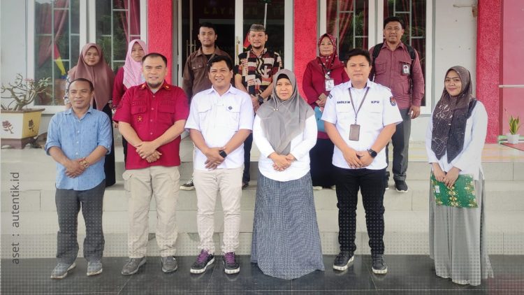 KPU Kabupaten Pohuwato saat mengunjungi lapas kelas IIB Pohuwato, Kamis (4/6/2024).