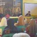 KPU Kabupaten Gorontalo saat menyalurkan santunan untuk anak yatim.