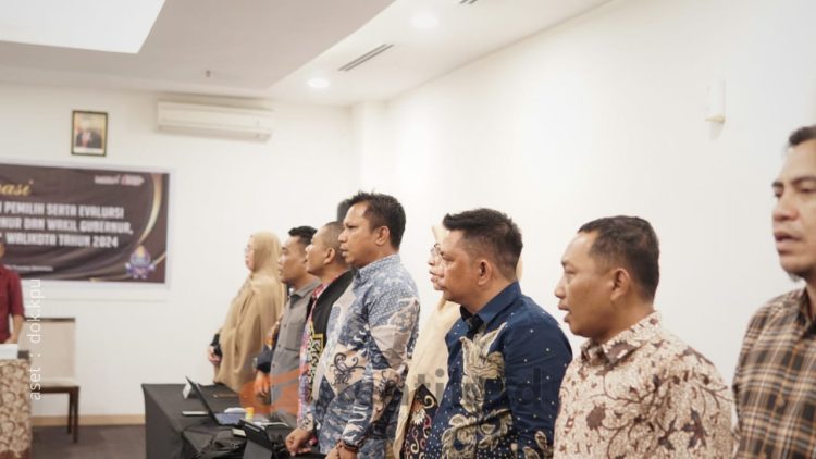 Komisioner KPU Pohuwato saat mengikuti rakor tingkat Provinsi.