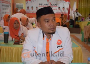 Ketua DPC PKS Pohuwato, Mukhlish Podilito.