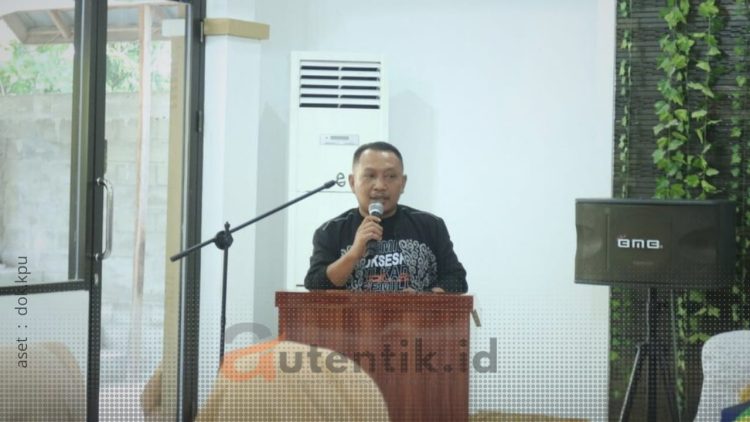 Komisioner KPU Pohuwato, Iskandar Ibrahim.