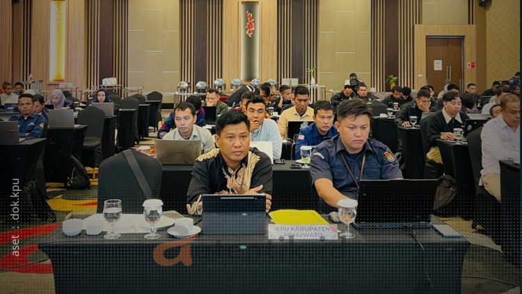 Komisioner KPU Kabupaten Pohuwato, Usman Dunda.