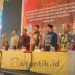 Komisioner KPU Provinsi Gorontalo, Risan Pakaya (kedua kanan), Sophian Rahmola (kanan) saat menghadiri Rakor Data Pemilih Wilayah Perbatasan, Selasa (30/7/2024).