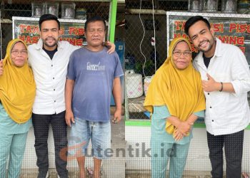 Fildan Rahayu saat bersama pemilik salah satu warung Nasi Kuning di Kecamatan Isimu, Kabupaten Gorontalo.
