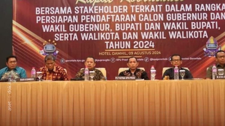 Rakor KPU Provinsi Gorontalo beraama stakeholder dengan agenda persiapan pendaftaran calon Gubernur dan Wakil Gubernur Gorontalo pada Pilkada 2024.