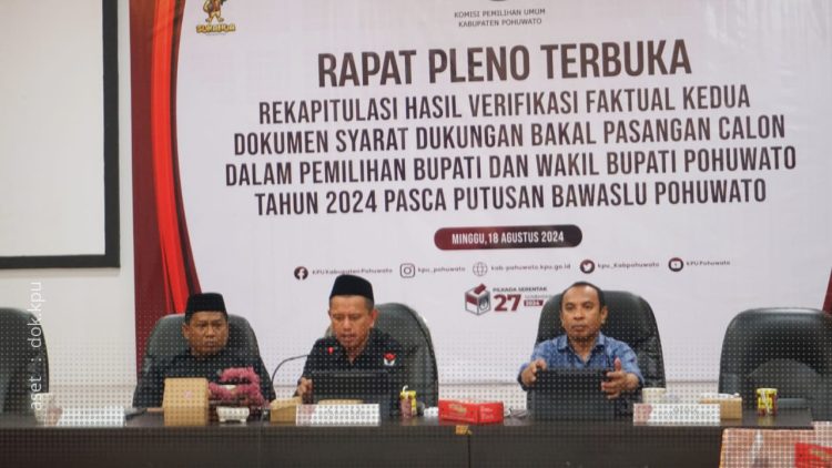 Pleno terbuka rekapitulasi hasil Verfak kedua dokumen syarat dukungan Bapaslon Perseorangan Pilkada Pohuwato.