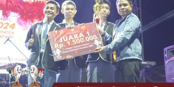 Penyerahan hadiah kepada para juara dalam kegiatan Semarak Pilkada 2024, Selasa (17/9/2024).