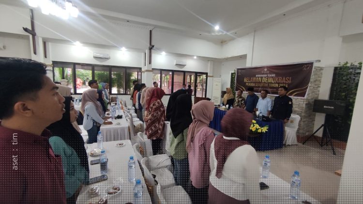 Bimtek Relawan Demokrasi oleh KPU Kabupaten Pohuwato, Selasa (24/9/2024).