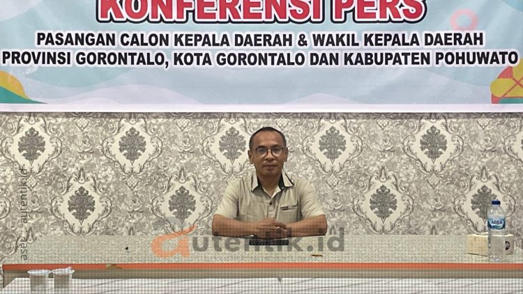 Komisioner KPU Pohuwato, Iwan Dolongseda.