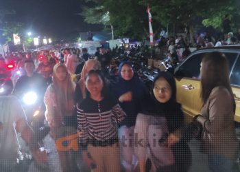 Malam puncak Kirab Pilkada 2024 tingkat Kabupaten Pohuwato nampak dipadati pengunjung.