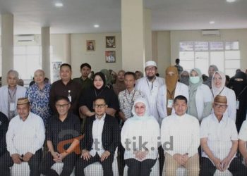 pemeriksaan bakal pasangan calon bupati dan wakil bupati Bone Bolango tahun 2024, Jum’at (30/08/2024).