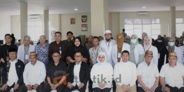 pemeriksaan bakal pasangan calon bupati dan wakil bupati Bone Bolango tahun 2024, Jum’at (30/08/2024).