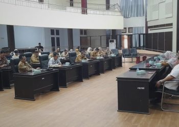 Rapat dengar pendapat DPRD Kabupaten Pohuwato bersama PT.LIL, Selasa (16/7/2024).
