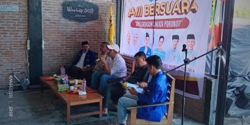 Ketua Tim Paslon SIAP, Hamdi Alamri, saat menghadiri forum diskusi PMII Bersuara, Sabtu (5/10/2024).