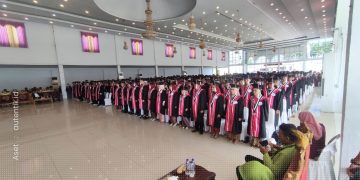 Rapat senat terbuka luar biasa Wisuda Program Sarjana Universitas Pohuwato, Senin (25/11/2024).