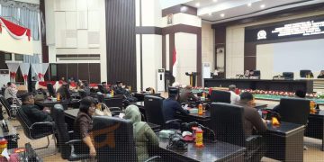 Paripurna DPRD Kabupaten Pohuwato, Rabu (16/10/2024).