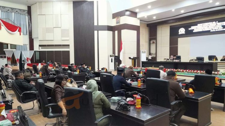 Paripurna DPRD Kabupaten Pohuwato, Rabu (16/10/2024).