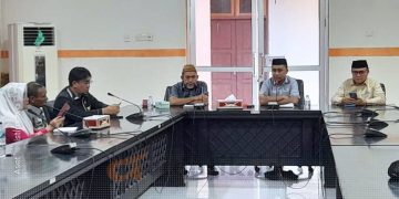 Rapat kerja Komisi I DPRD Kabupaten Pohuwato, Kamis (24/10/2024).