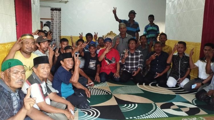 Blusukan Calon Bupati Pohuwato, Saipul A. Mbuinga, di Kecamatan Randangan, Rabu (6/11/2024).