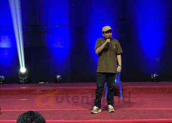 Stand Up Night 1 yang digelar di Universitas Muhamadiyah Gorontalo, Sabtu (07/12/2024).