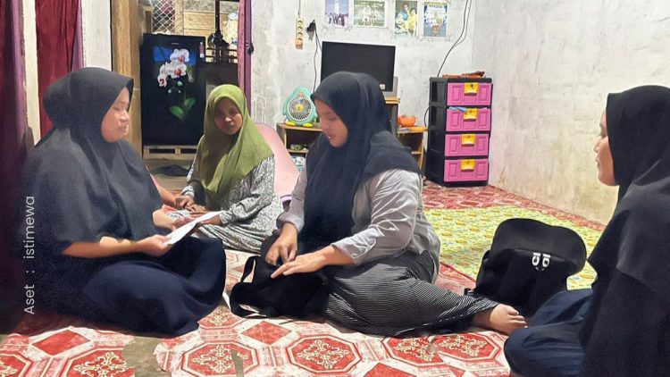 Warga UPT Sandalan, Desa Panca Karsa I, Kecamatan Taluditi.