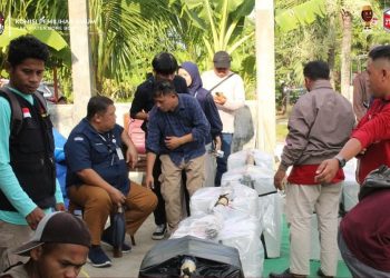 Distribusi logistik Pilkada serentak untuk Pemilihan Gubernur dan Wakil Gubernur, serta Bupati dan Wakil Bupati Bone Bolango.